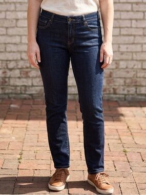 Old Navy Curvy Straight Jeans Dark Wash Stretch Size 10 Short
